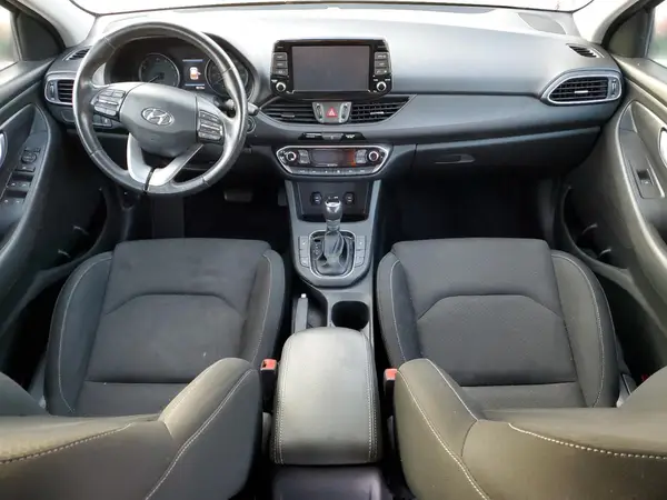 KMHH35LE2JU011053 2018 HYUNDAI ELANTRA - Image 8
