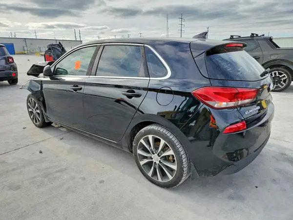KMHH35LE2JU016415 2018 HYUNDAI ELANTRA - Image 2