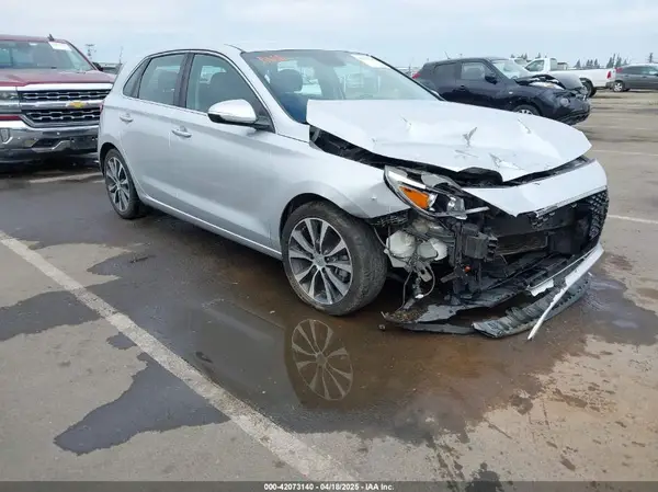 KMHH35LE2JU016866 2018 HYUNDAI ELANTRA - Image 1