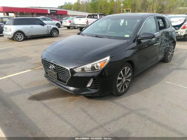 KMHH35LE2JU018939 2018 HYUNDAI ELANTRA - Image 2