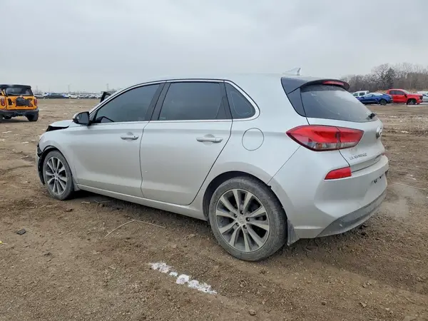 KMHH35LE2JU019184 2018 HYUNDAI ELANTRA - Image 2