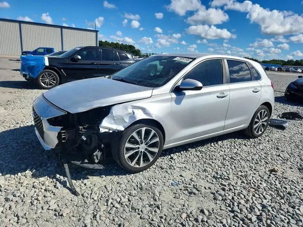 KMHH35LE2JU025695 2018 HYUNDAI ELANTRA - Image 1