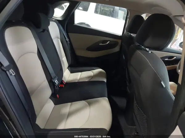 KMHH35LE2JU027902 2018 HYUNDAI ELANTRA - Image 8