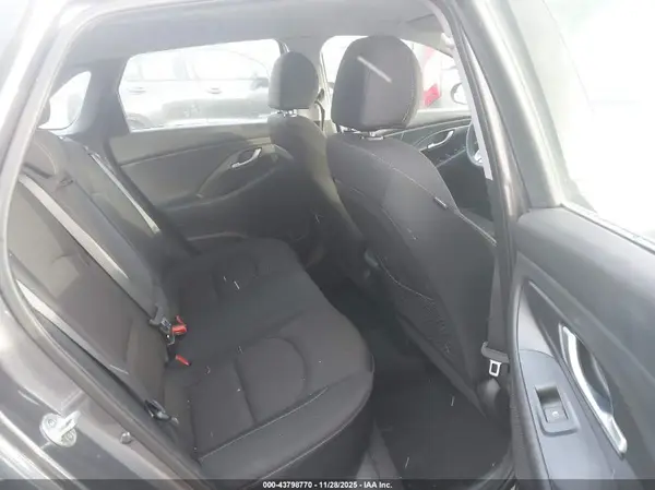 KMHH35LE2JU028449 2018 HYUNDAI ELANTRA - Image 8
