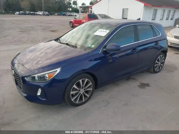KMHH35LE2JU030475 2018 HYUNDAI ELANTRA - Image 2