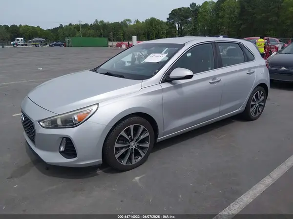 KMHH35LE2JU030735 2018 HYUNDAI ELANTRA - Image 2