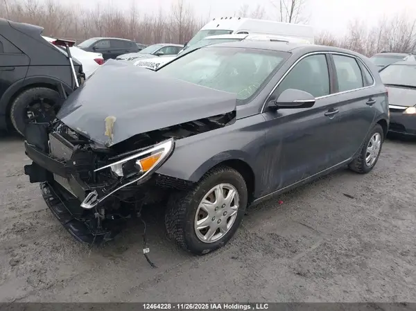 KMHH35LE2JU033750 2018 HYUNDAI ELANTRA - Image 2