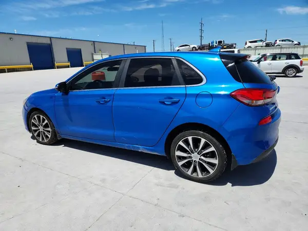 KMHH35LE2JU040505 2018 HYUNDAI ELANTRA - Image 2