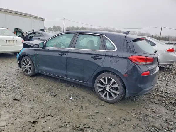KMHH35LE2JU041797 2018 HYUNDAI ELANTRA - Image 2