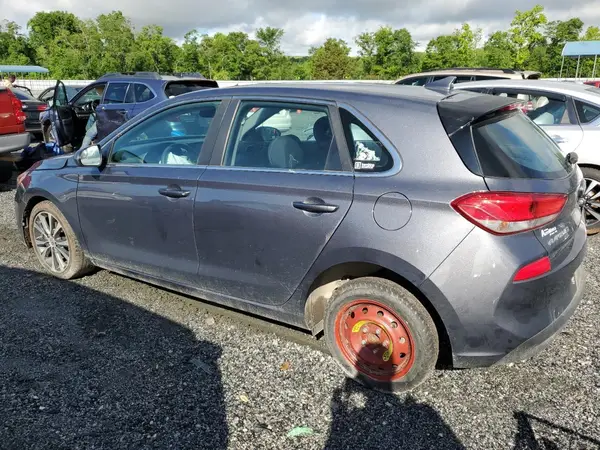 KMHH35LE2JU067736 2018 HYUNDAI ELANTRA - Image 2