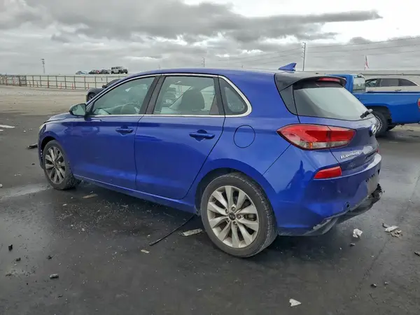 KMHH35LE2KU094257 2019 HYUNDAI ELANTRA - Image 2
