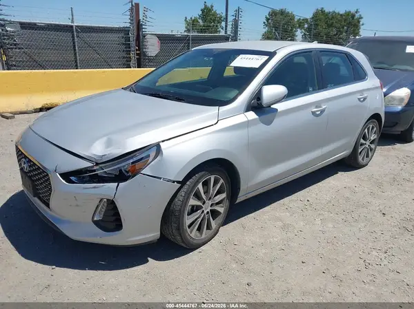 KMHH35LE2KU098549 2019 HYUNDAI ELANTRA - Image 2