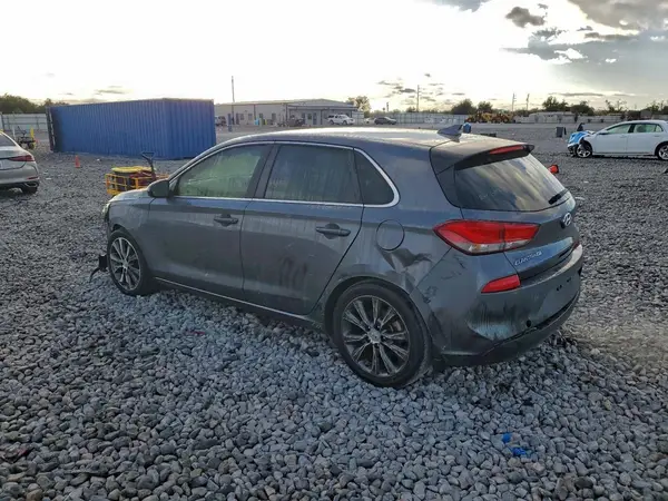 KMHH35LE2KU108254 2019 HYUNDAI ELANTRA - Image 2