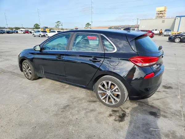KMHH35LE2KU108951 2019 HYUNDAI ELANTRA - Image 2