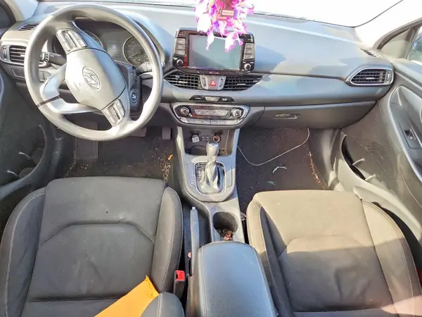 KMHH35LE2KU108951 2019 HYUNDAI ELANTRA - Image 8