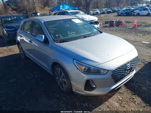 KMHH35LE2LU121877 2020 HYUNDAI ELANTRA - Image 1