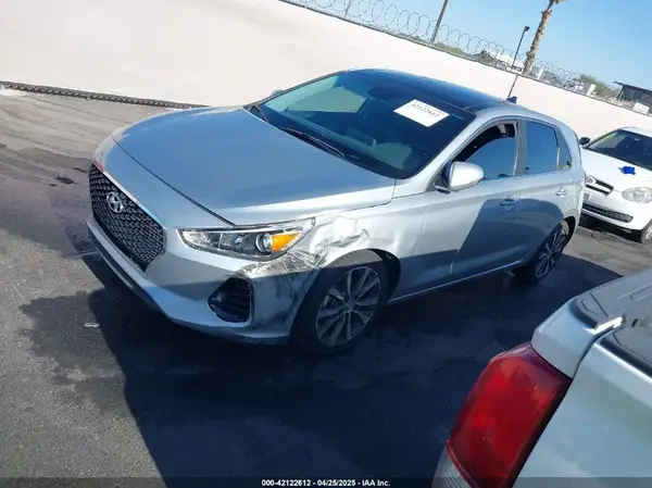 KMHH35LE2LU123905 2020 HYUNDAI ELANTRA - Image 2