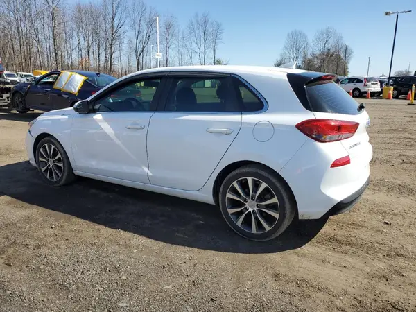 KMHH35LE3JU013359 2018 HYUNDAI ELANTRA - Image 2