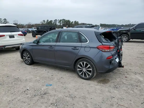 KMHH35LE3JU022384 2018 HYUNDAI ELANTRA - Image 2