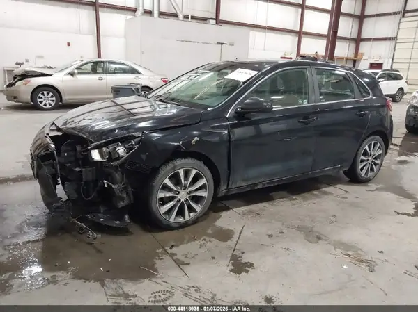 KMHH35LE3JU029111 2018 HYUNDAI ELANTRA - Image 2