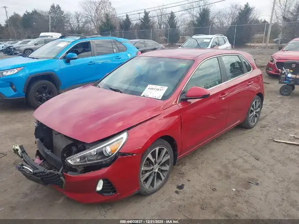 KMHH35LE3JU030646 2018 HYUNDAI ELANTRA - Image 2
