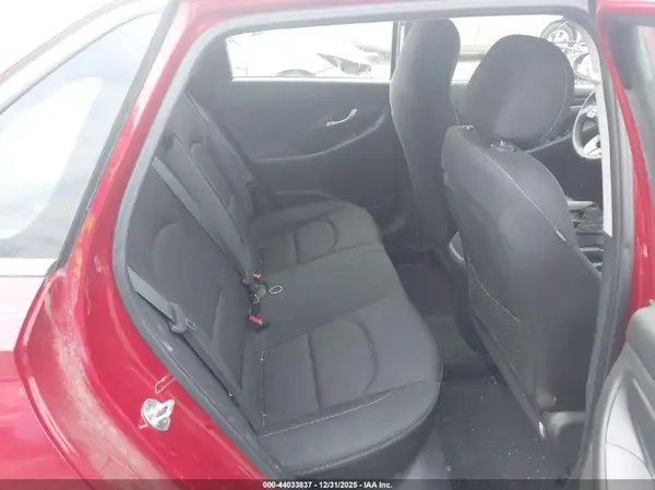 KMHH35LE3JU030646 2018 HYUNDAI ELANTRA - Image 8