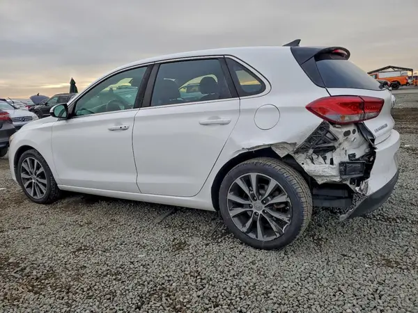 KMHH35LE3JU042716 2018 HYUNDAI ELANTRA - Image 2