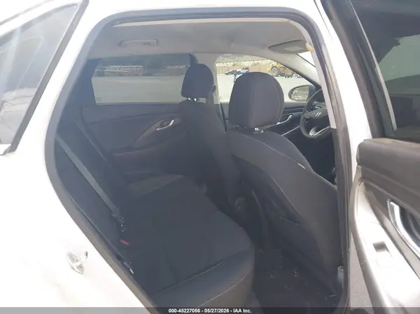 KMHH35LE3JU050167 2018 HYUNDAI ELANTRA - Image 8