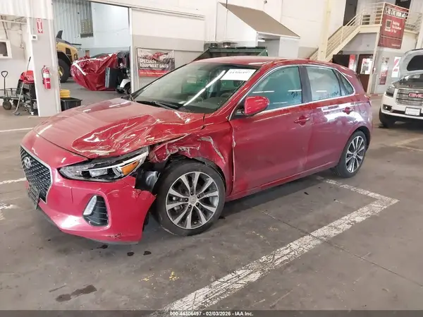 KMHH35LE3JU057653 2018 HYUNDAI ELANTRA - Image 2