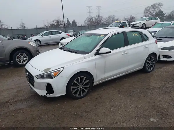 KMHH35LE3JU063694 2018 HYUNDAI ELANTRA - Image 2