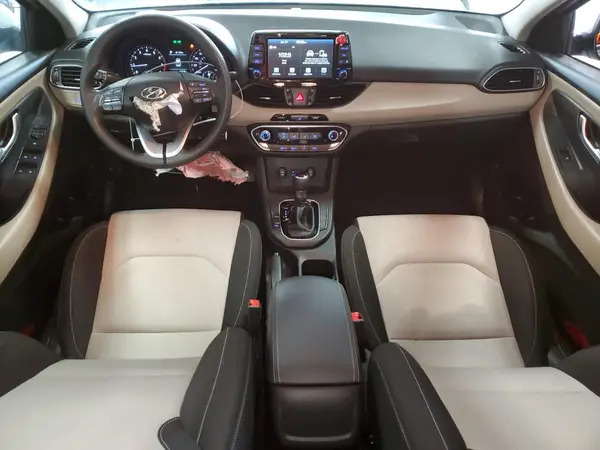KMHH35LE3JU068703 2018 HYUNDAI ELANTRA - Image 8