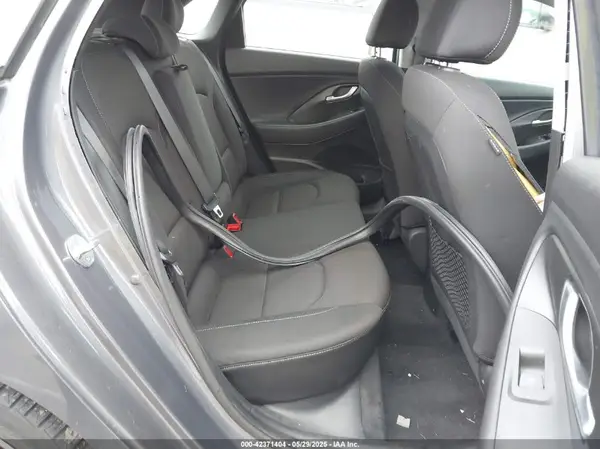 KMHH35LE3JU079670 2018 HYUNDAI ELANTRA - Image 8