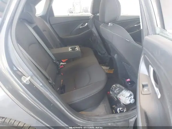 KMHH35LE3JU081175 2018 HYUNDAI ELANTRA - Image 8