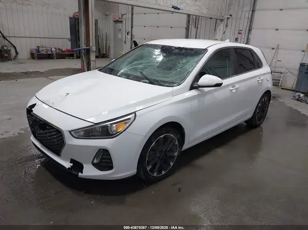 KMHH35LE3KU090945 2019 HYUNDAI ELANTRA - Image 2