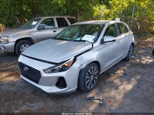 KMHH35LE3KU095045 2019 HYUNDAI ELANTRA - Image 2