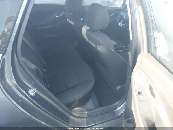 KMHH35LE3KU098043 2019 HYUNDAI ELANTRA - Image 8