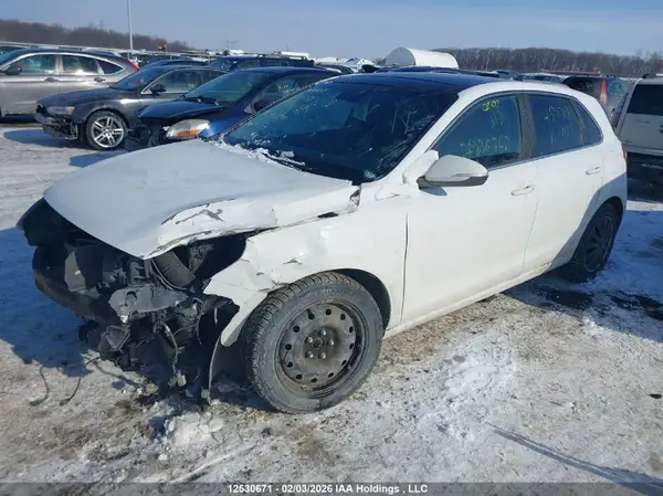 KMHH35LE3KU100891 2019 HYUNDAI ELANTRA - Image 2