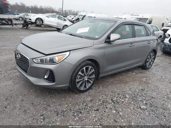 KMHH35LE3LU139031 2020 HYUNDAI ELANTRA - Image 2