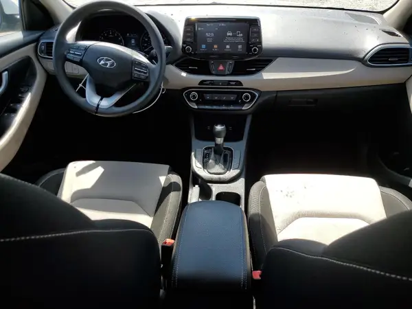 KMHH35LE3LU145766 2020 HYUNDAI ELANTRA - Image 8
