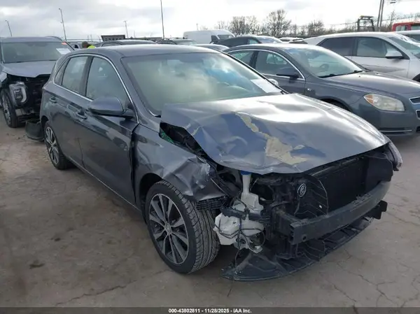 KMHH35LE4JU023897 2018 HYUNDAI ELANTRA - Image 1