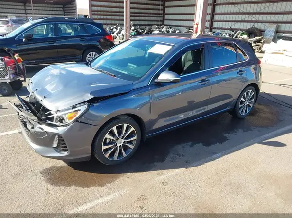 KMHH35LE4JU036259 2018 HYUNDAI ELANTRA - Image 2