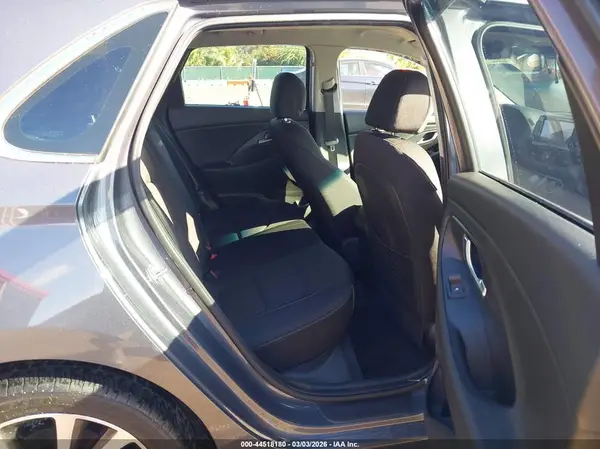 KMHH35LE4JU036259 2018 HYUNDAI ELANTRA - Image 8