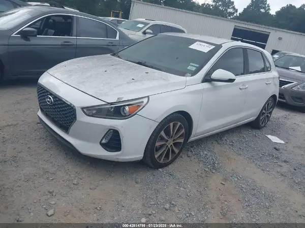 KMHH35LE4JU063932 2018 HYUNDAI ELANTRA - Image 2