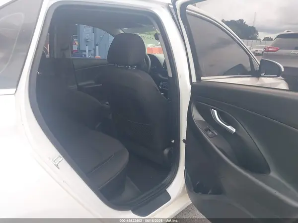 KMHH35LE4JU074624 2018 HYUNDAI ELANTRA - Image 8