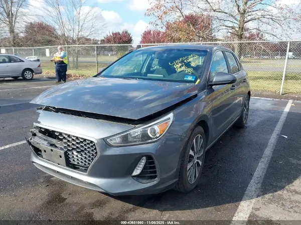 KMHH35LE4JU074865 2018 HYUNDAI ELANTRA - Image 2