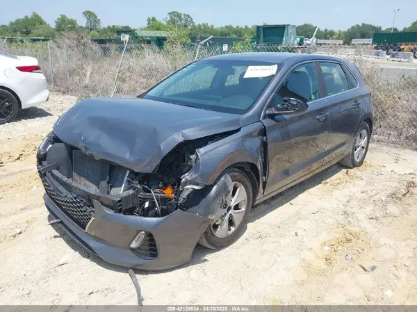 KMHH35LE4KU090095 2019 HYUNDAI ELANTRA - Image 2