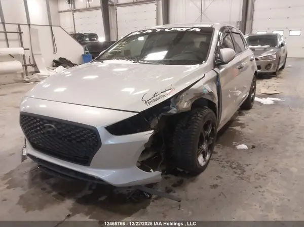 KMHH35LE4KU100625 2019 HYUNDAI ELANTRA - Image 2