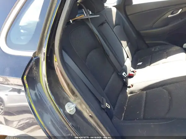 KMHH35LE4KU102259 2019 HYUNDAI ELANTRA - Image 8