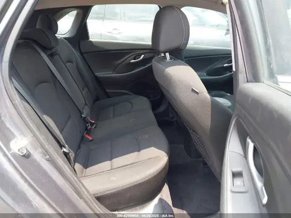 KMHH35LE4KU103539 2019 HYUNDAI ELANTRA - Image 8