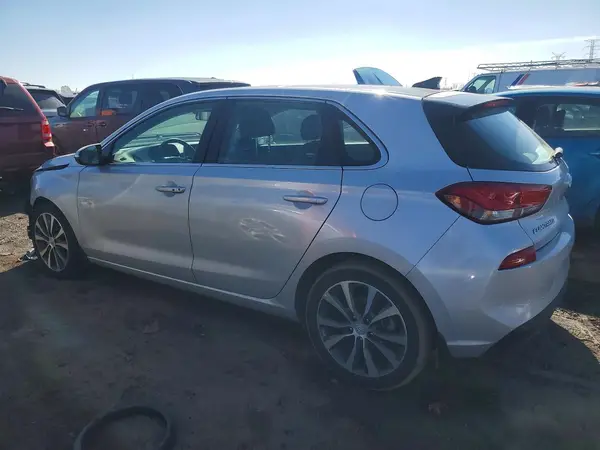 KMHH35LE4KU105548 2019 HYUNDAI ELANTRA - Image 2